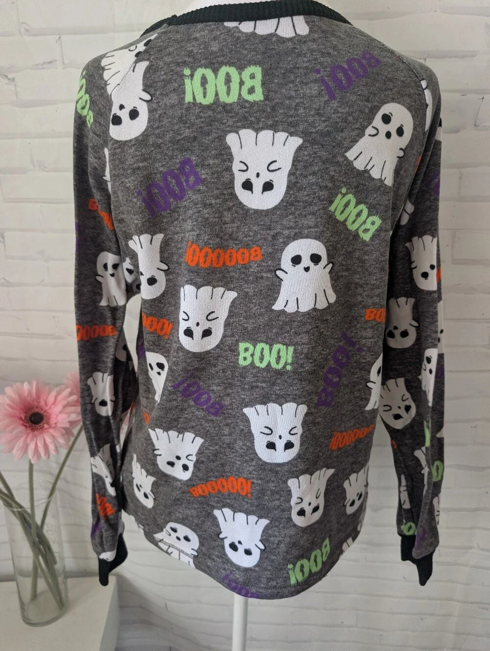 Way To CelebrateWomen's Gray Halloween Ghost Pajama Top